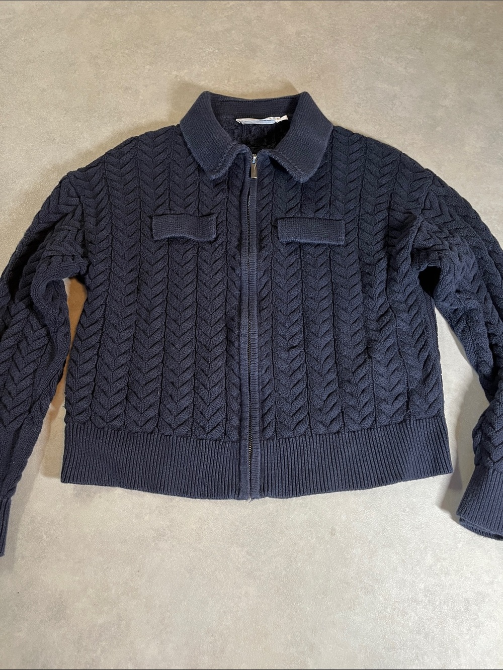 Contemporaine by SIMONS
Navy Cable Knit Zip Front Sweater
Large